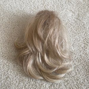 Hair clip blonde